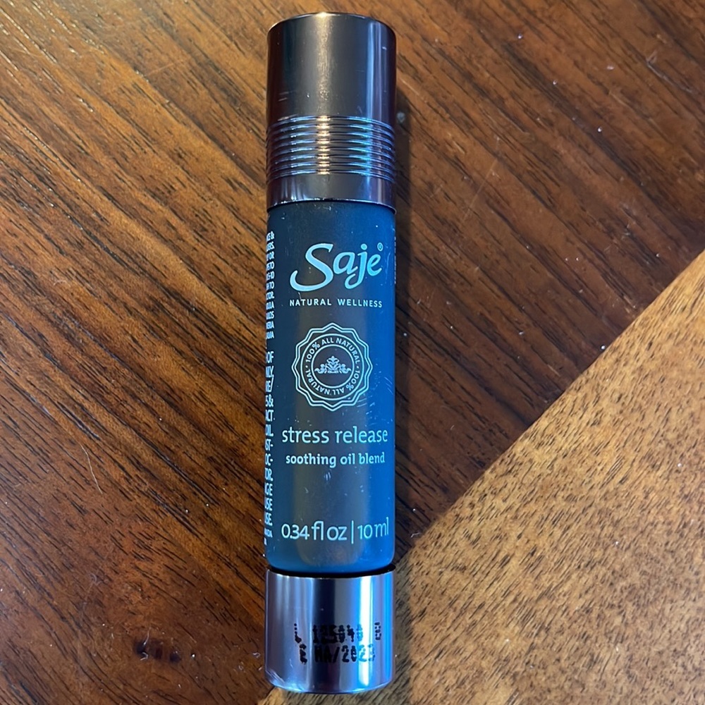 LULULEMON X SAJE COLLABORATION THE RESET KIT NEVER USED PERSONAL DIFFUSER - Picture 9 of 10